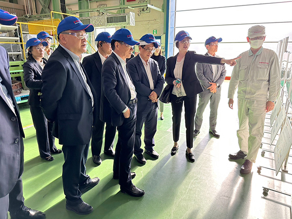 1699942345137936.jpg 參觀燃?xì)淠軝C(jī).jpg