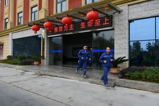 1702262483543481.png 圖片2(1).png